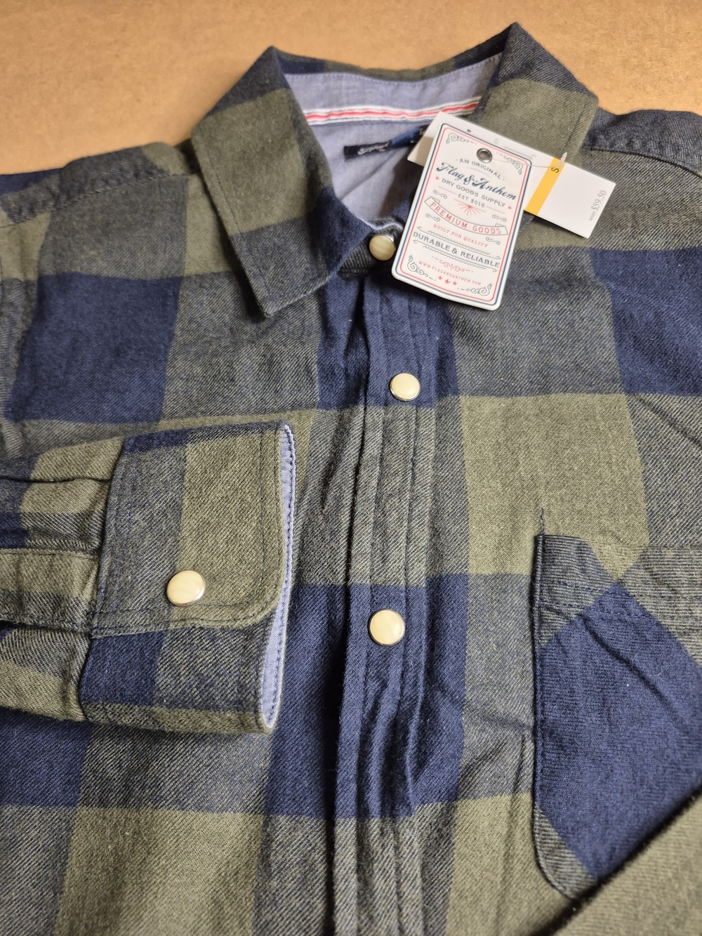 Classic Olive & Navy Plaid Button-Down Shirt for Women - Lightweight Layering